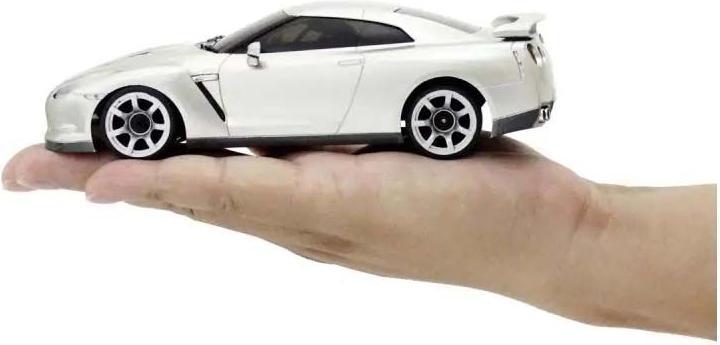 Produktbild Kyosho Europe Nissan GT-R R35 1:28, Silber, Altersempfehlung ab: 6