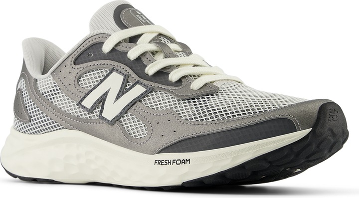 Actual product image New Balance MARISTG4 Fresh Foam Arishi v4 (44)
