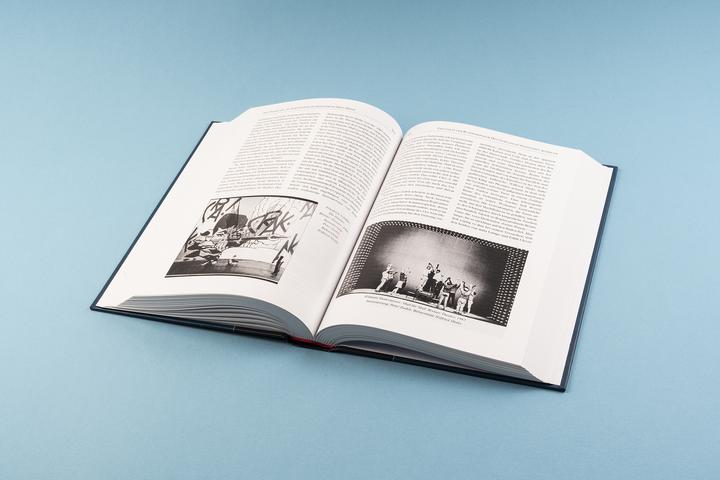 Produktbild Theatergeschichte in einem Band (Deutsch, Grit van Dyk, Peter Simhandl, 2014)
