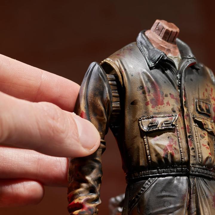 Actual product image Numskull - Halloween- Calendrier de l'Avent de 24 jours (figurine Michael Myers à construire)