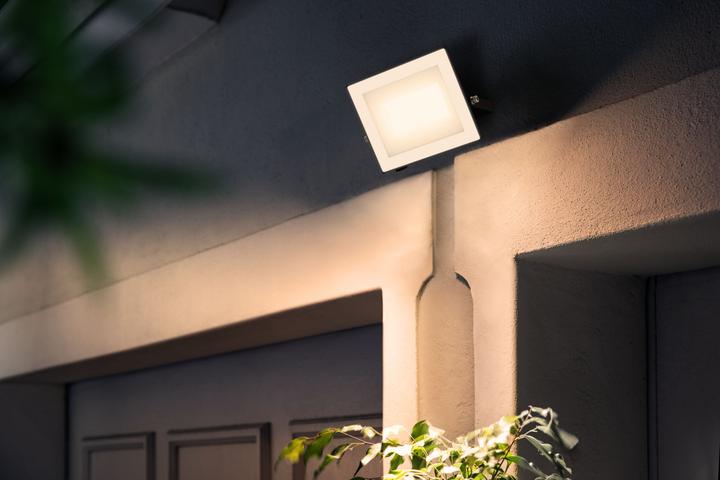 Actual product image Philips Outdoor Flutlicht Lois (3200 lm, IP65)
