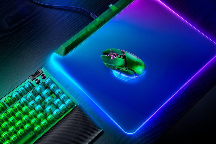 Actual product image Razer Basilisk V3 Pro 35K (Wireless, Cable)