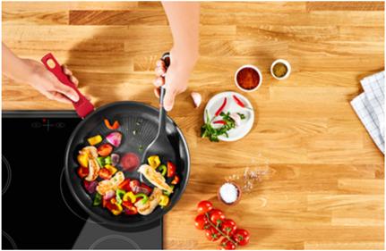 Produktbild Tefal Daily Chef Pan G2730422 Diameter 24 cm, Suitable for induction hob, Fixed handle, Raudona (Pfannenset + Topfset, Aluminium)