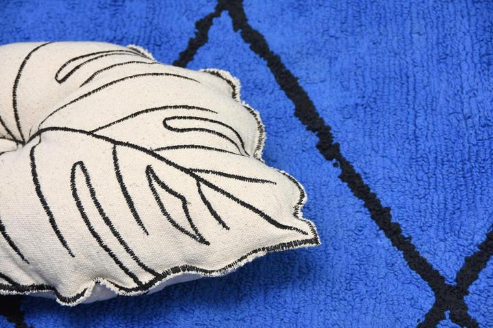 Produktbild Lorena Canals Leaf (30 x 50 cm)