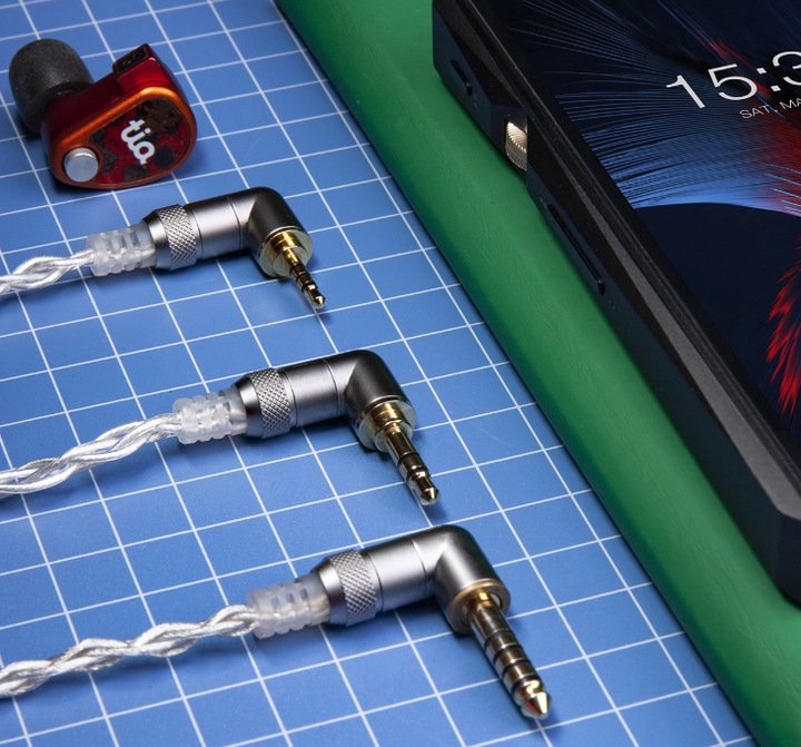 Actual product image FiiO LC-2.5D (1.2m, 2.5mm jack, Various)