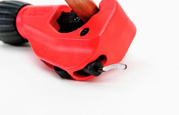 Immagine prodotto Rothenberger Tagliatubi TC 35 DURAMAG® 6 - 35 mm 195 mm Cu, Ms, AL, tubi in acciaio a parete sottile (195 mm)