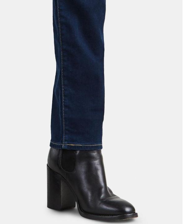 Produktbild Levis 724 Jeans High Rise Straight soft black (W27/L30)