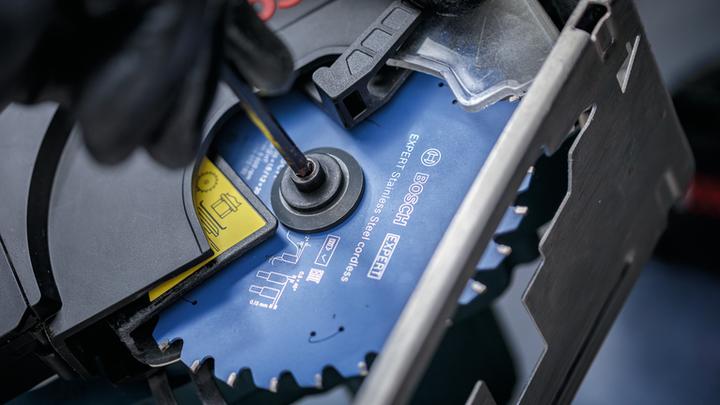 Actual product image Bosch Professional Zubehör 2608902219 EXPERT cirkelzaagblad - 165 x 20 x 48T - RVS