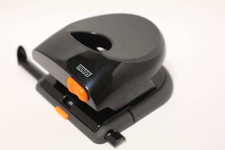 Actual product image Novus Punch Sinus 230 black*