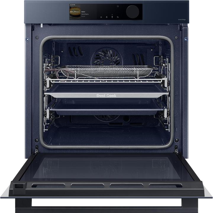 Actual product image Samsung NV7B6675CDN/U1 Bespoke Dual Cook, Clean Navy