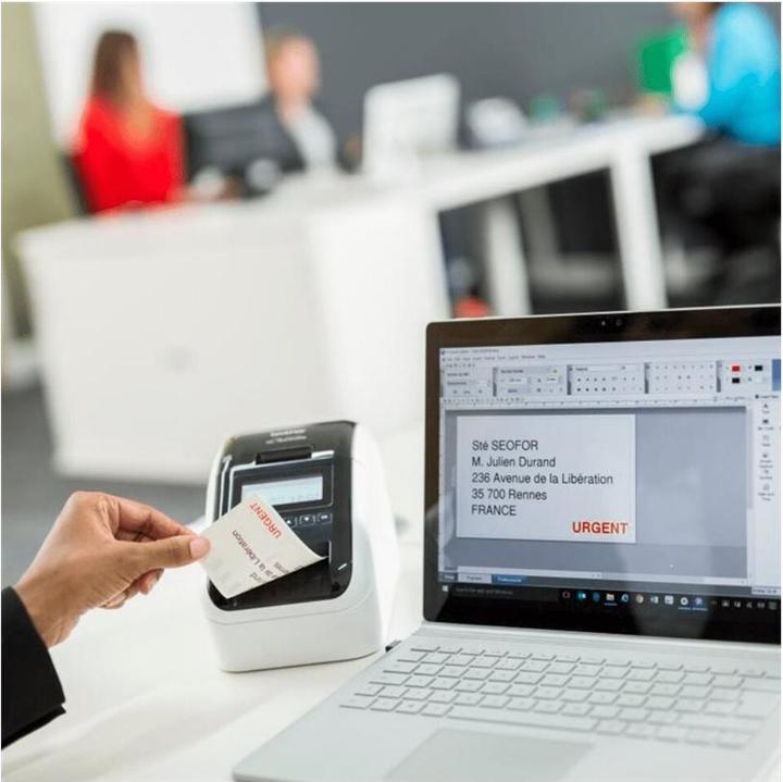 Immagine prodotto Brother QL-820NWBcVM con 3 rotoli di etichette (300 dpi)