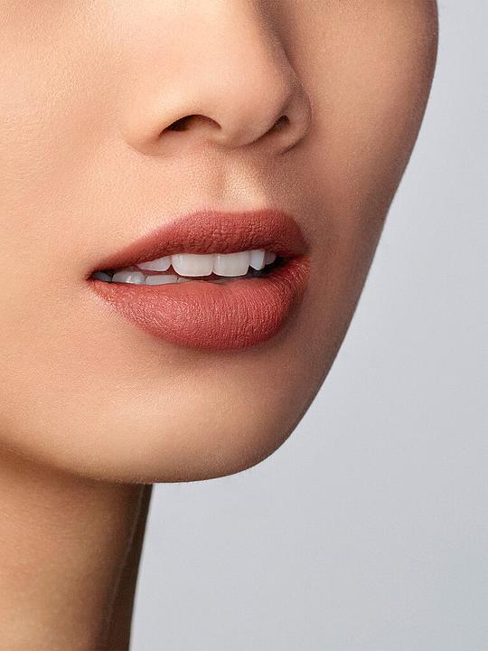 Actual product image Giorgio Armani Lip Maestro Sandstone 102 (102 Sandstone)
