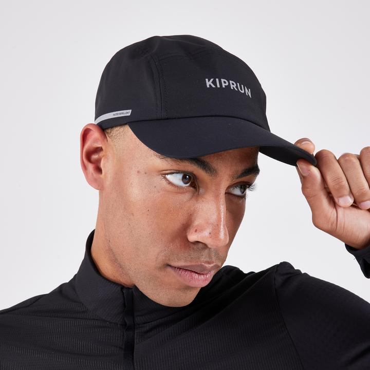 Actual product image Kiprun Running cap peaked cap 5 panel rain water-repellent - black