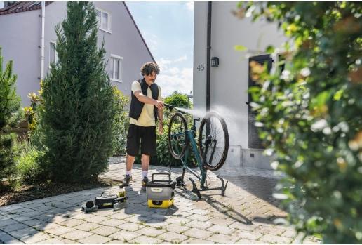 Produktbild Kärcher Mobile Outdoor Cleaner OC 4 + Bike Kit (Akkubetrieb)