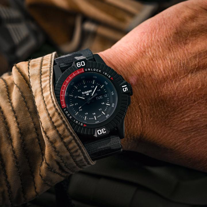 Produktbild Traser 111460 (Lünette drehbar links, 46 mm)