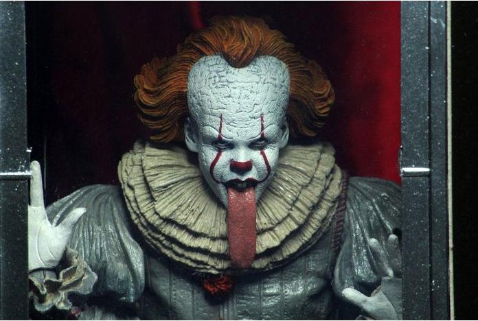 Actual product image Neca Stephen King's It 2: Ultimate Pennywise