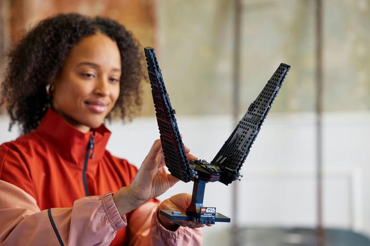 Produktbild LEGO Kylo Rens Kommandoshuttle (75406, LEGO Star Wars)