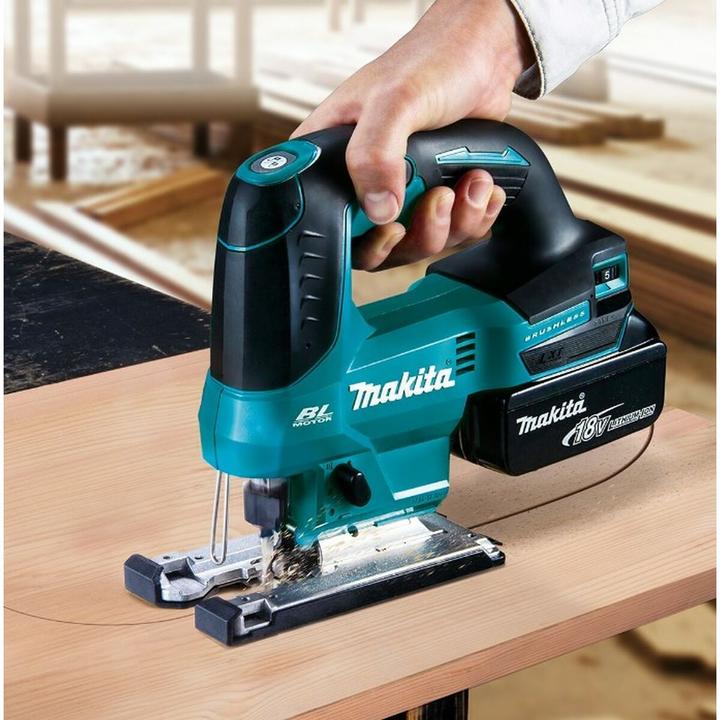 Actual product image Makita DJV184Z