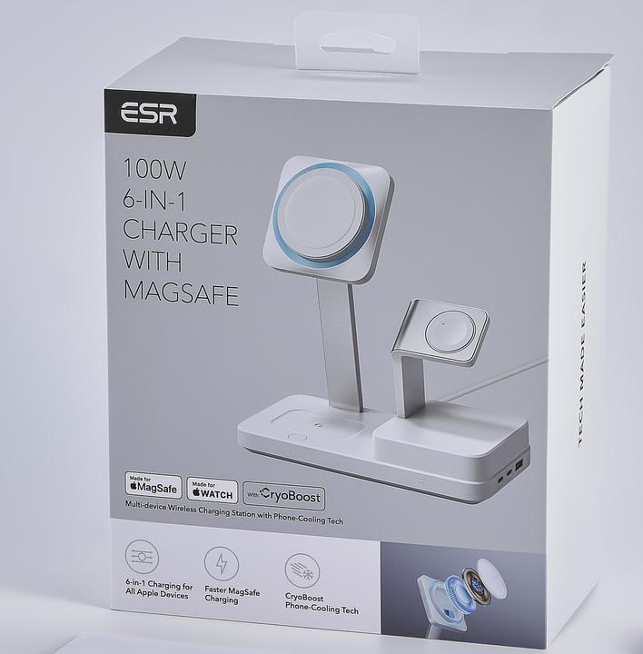 Actual product image ESR HALOLOCK - 6in1 Charger (100 W)