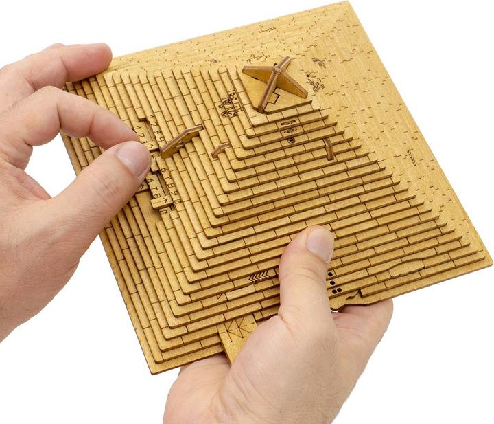 Produktbild Escape Welt Quest Pyramide (Deutsch, Englisch, Französisch, Italienisch)