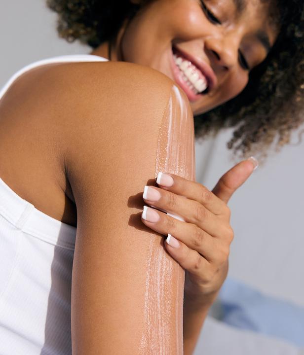 Actual product image NIVEA Reichhaltige Body Milk (Body cream, 75 ml)