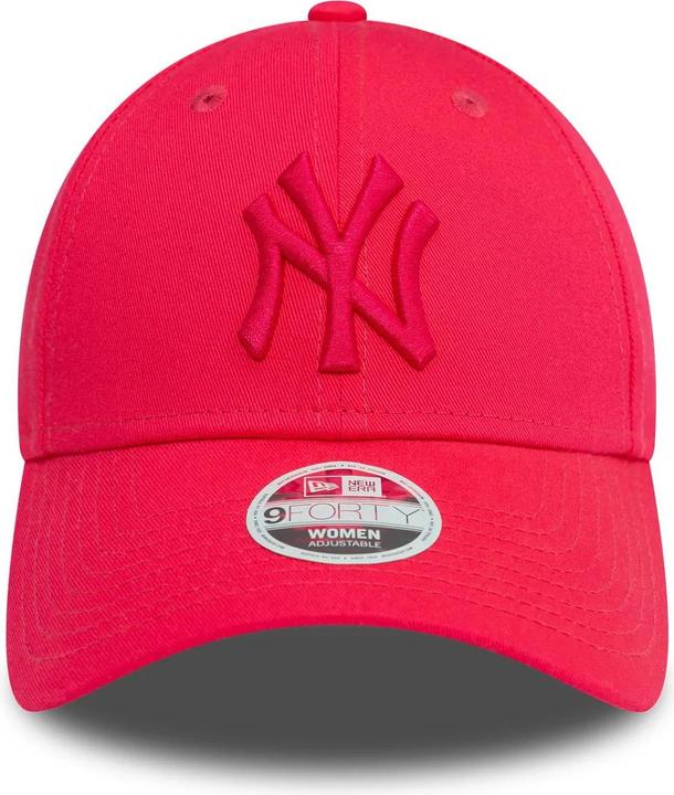 Actual product image New Era 9forty cap for women New York Yankees Essential