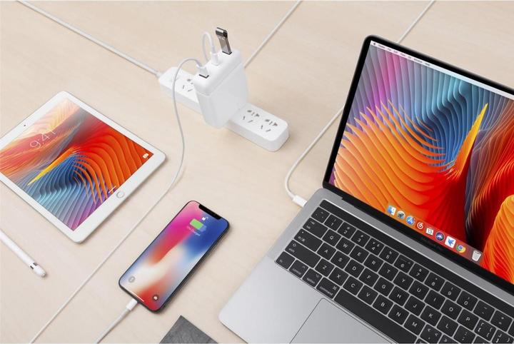 Immagine prodotto Hyper Hyperdrive USB-C Hub Adapter 87W (USB-C, 3 porte)