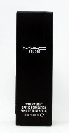 Actual product image MAC Cosmetics Studio Waterweight (No. NW15)