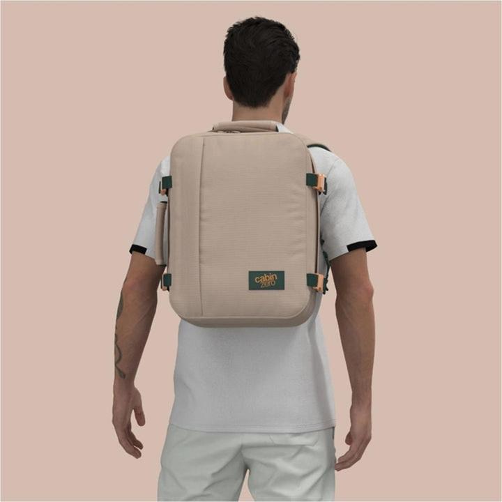 Produktbild Cabin zero Travel Rucksack 39 cm Laptopfach (28 l)