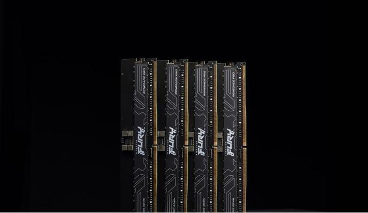 Actual product image Kingston Fury Renegade Pro (4 x 32GB, 6000 MHz, DDR5-RAM, R-DIMM)