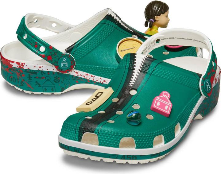 Actual product image Crocs Squid Game Classic Clog (39)