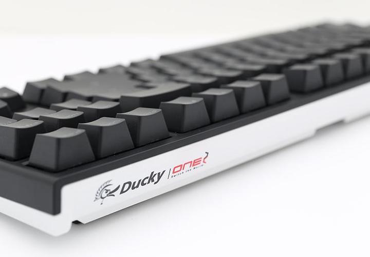 Actual product image Ducky One 2 (Germany, Cable)