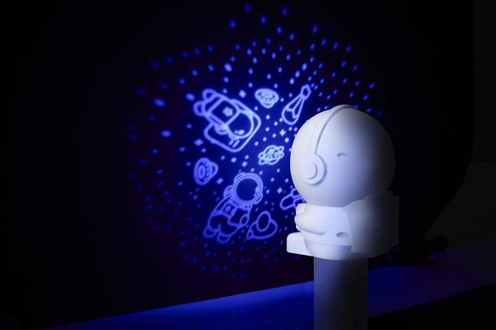 Produktbild Grundig Sternenprojektor Astronaut