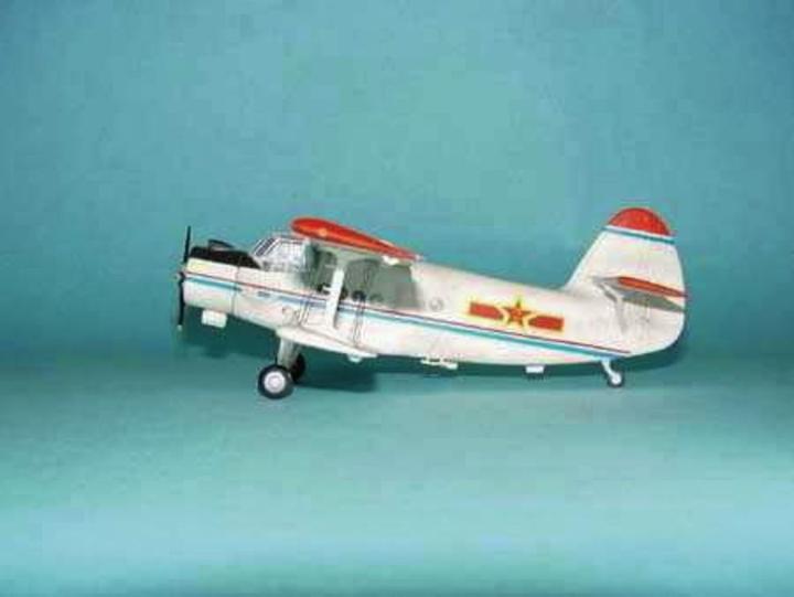 Produktbild Trumpeter Antonov An-2 Colt / Nanchang Y-5