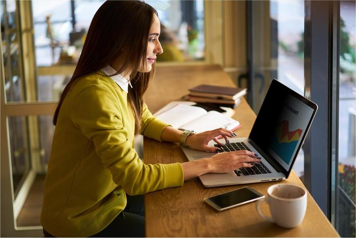 Produktbild 3M Bright Screen Privacy Filter for Apple MacBook Pro 14 (14.20", 16:10)