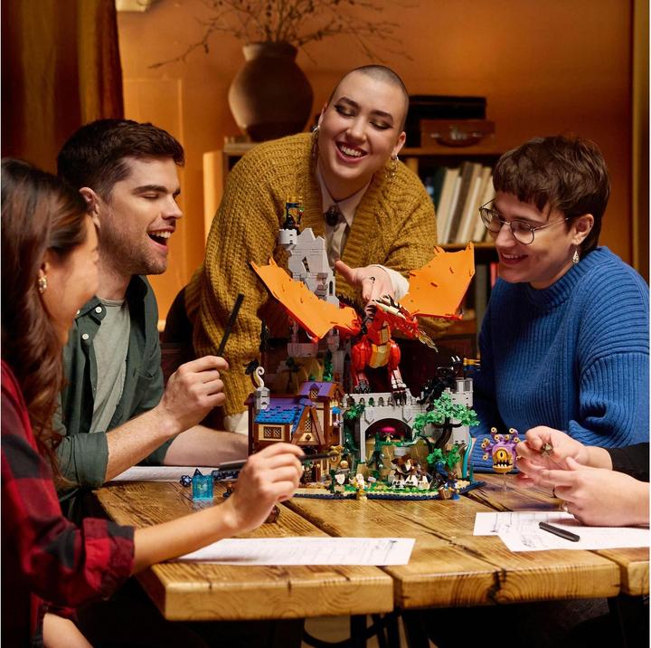 Actual product image LEGO 21348 Dungeons & Dragons: The Saga of the Red Dragon (21348, LEGO Ideas, LEGO Rare Sets)
