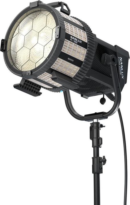 Immagine prodotto Nanlux FL-35E Motorized Fresnel Lens 15-46 Degrees (NX-FL35E) (Luce studio)