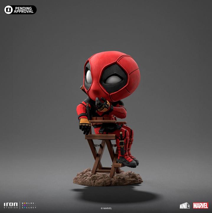 Actual product image Iron Studios Marvel Deadpool & Wolverine Mini Co. PVC Deadpool 13 cm
