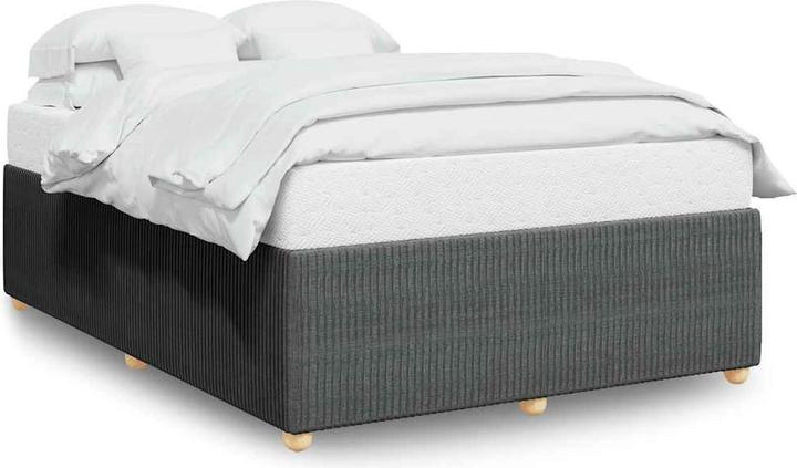Gris foncé