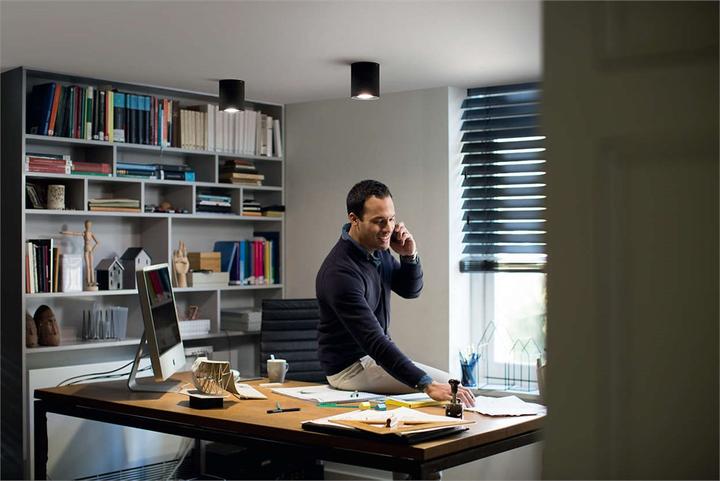 Produktbild Philips Hue Pillar Basis (250 lm, GU10)