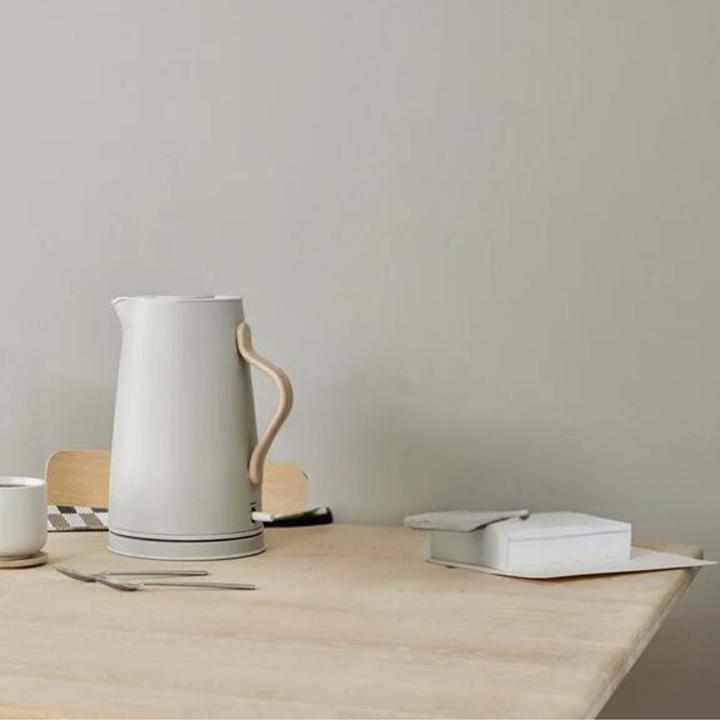 Actual product image Stelton Emma kettle 1,2l sand (1.20 l)