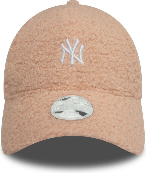 Actual product image New Era 9Forty Ladies Sherpa Cap - BORG NY Yankees pink