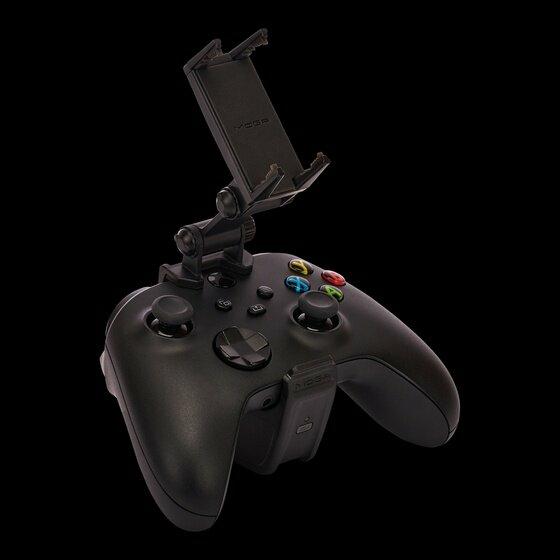 Actual product image PowerA MOGA gaming clip Play & Charge for wireless Xbox controllers (Xbox Series X)