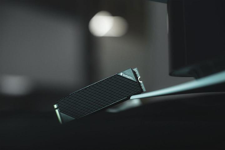 Actual product image Verbatim Vi7000 (4000 GB, M.2 2280)