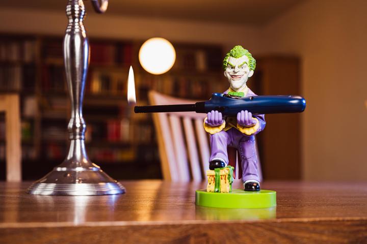 Productafbeelding Exquisite Gaming DC Comics: Joker Cable Guy [20 cm]. (Xbox 360, Mac, PS4, Switch, PS5, Xbox One S, PC, Xbox serie X)