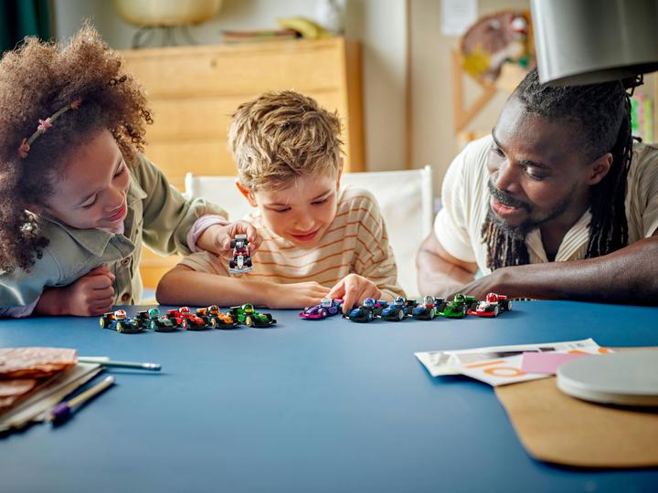 Image du produit LEGO Voitures de course F1 à collectionner (Assortiment) (71049, LEGO Minifigures)