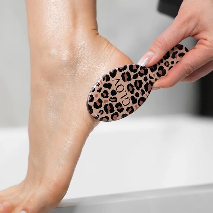 Productafbeelding Glov Pumice Stone With Nano Glass Cheetah Edition For Effective Foot Care
