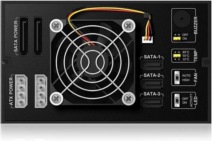 Actual product image Icy Box Einbauschächten