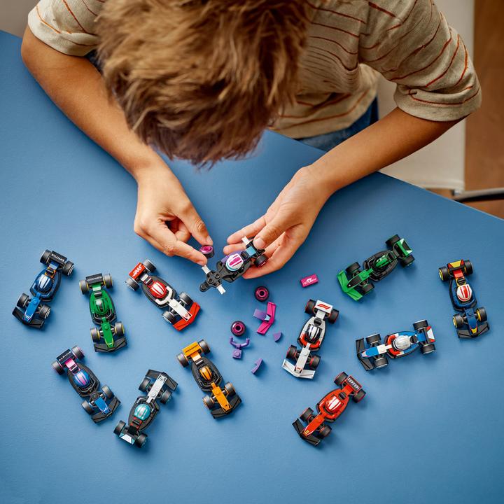 Actual product image LEGO F1 racing cars to collect (Assorted) (71049)
