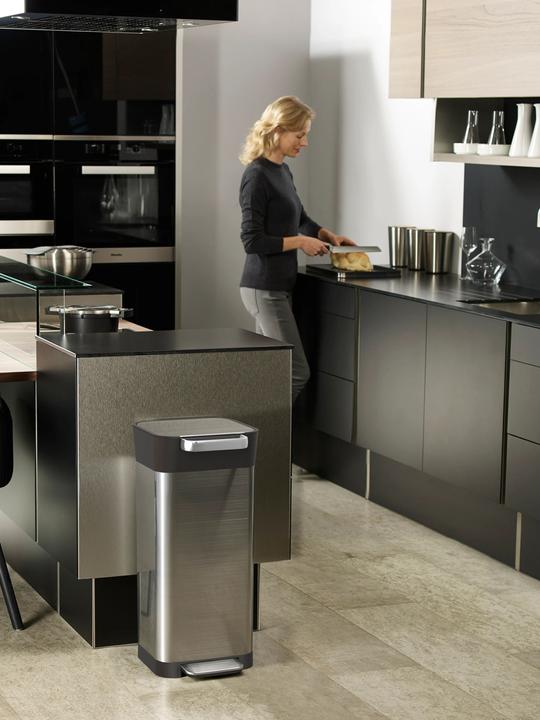 Immagine prodotto Joseph Joseph Titan Slim (20 l)